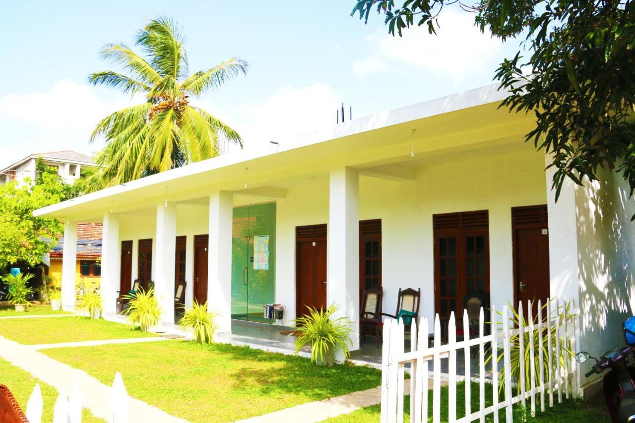 A&B Resort Negombo Kudapaduwa 外观 照片