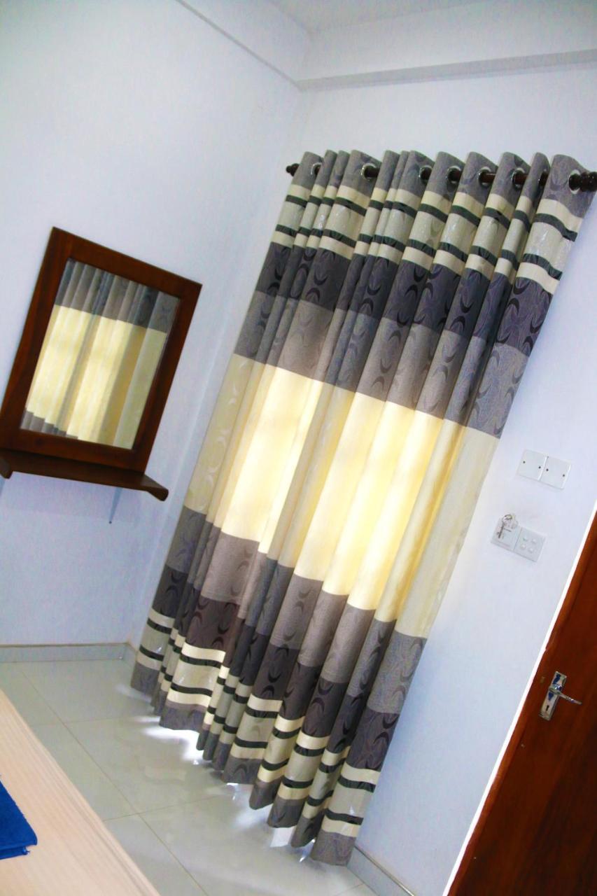 A&B Resort Negombo Kudapaduwa 外观 照片