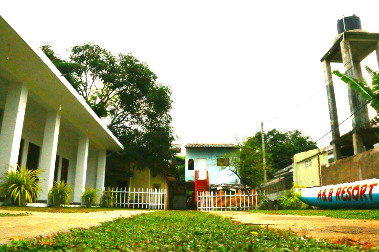 A&B Resort Negombo Kudapaduwa 外观 照片